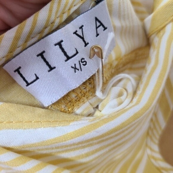 LILYA Women's  Cami Tank Top Striped Ruffle yellow Size X/Small - Picture 5 of 6